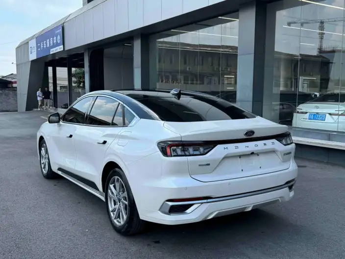 Ford Mondeo 2022 Model Facelift EcoBoost 245 Luxury Model – фото 4