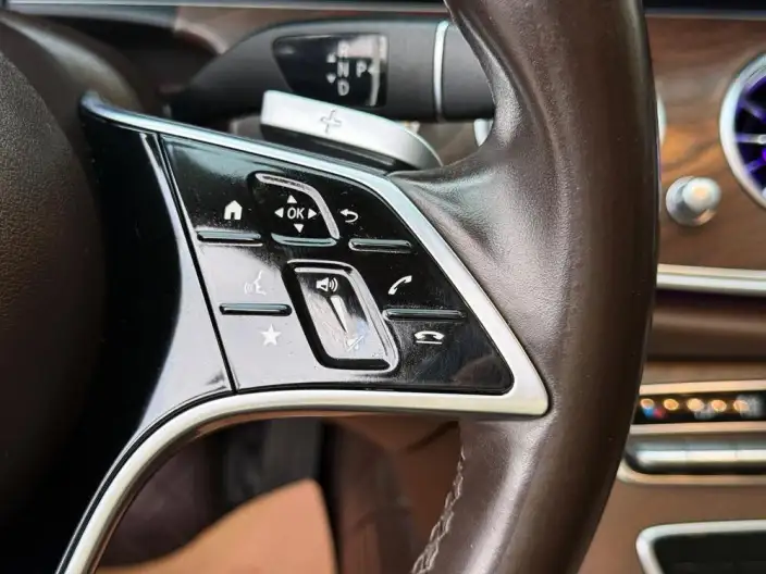 Mercedes-Benz E-Class 2022 Model E 300 L Luxury Model sedan – фото 11