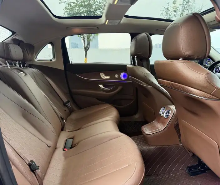 Mercedes-Benz E-Class 2022 Model E 300 L Luxury Model sedan – фото 28