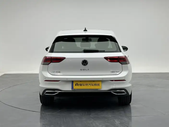 Volkswagen Golf 2023 Model 280TSI DSG Pro – фото 6