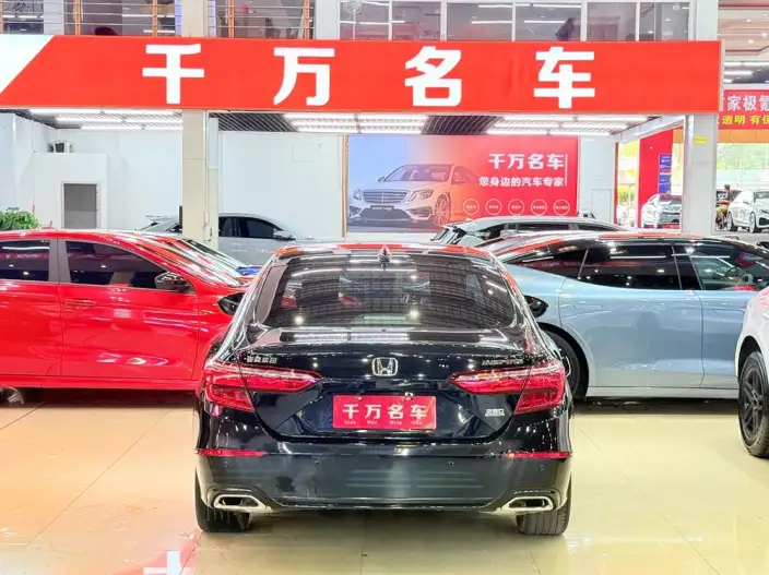 Honda INSPIRE 2022 Model 260TURBO Exquisite Edition – фото 4