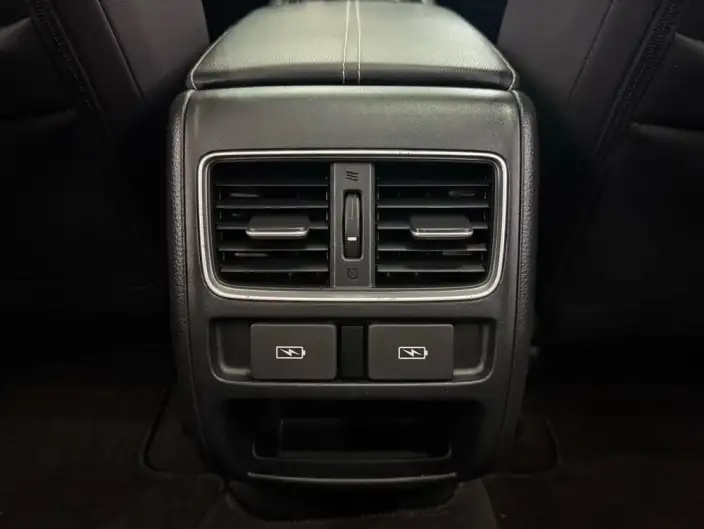 Honda INSPIRE 2022 Model 260TURBO Exquisite Edition – фото 6
