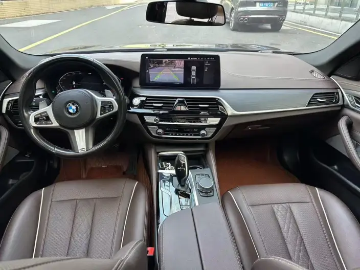 BMW 5 Series 2021 Model 530Li Leading Model M Sports Set – фото 7