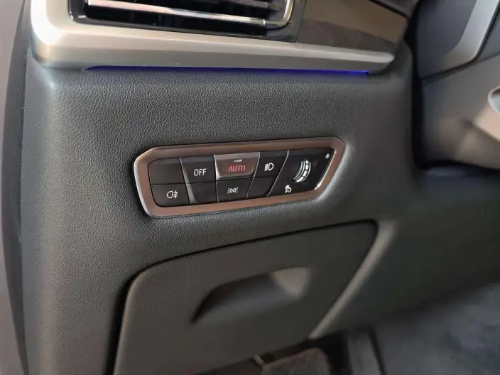 BMW X7 2021 Model xDrive40i Leading Model Luxury Set – фото 27