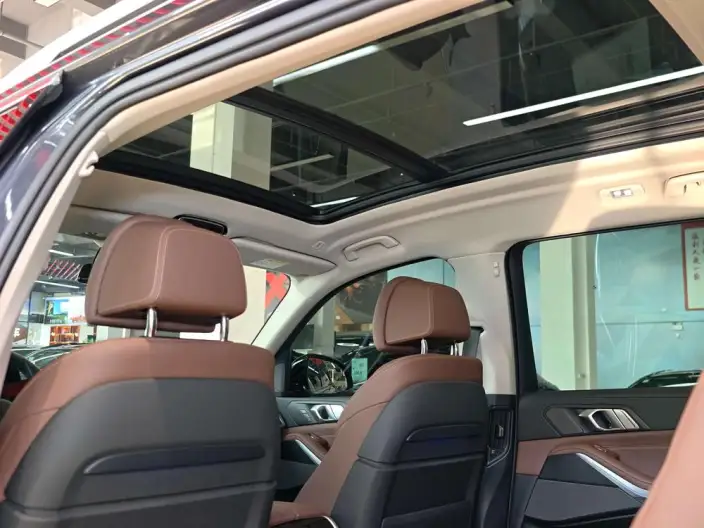 BMW X7 2021 Model xDrive40i Leading Model Luxury Set – фото 36