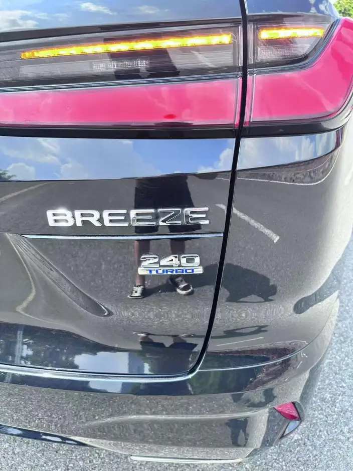 Honda BREEZE 2023 Model 240TURBO CVT 2WD Elite Edition – фото 13