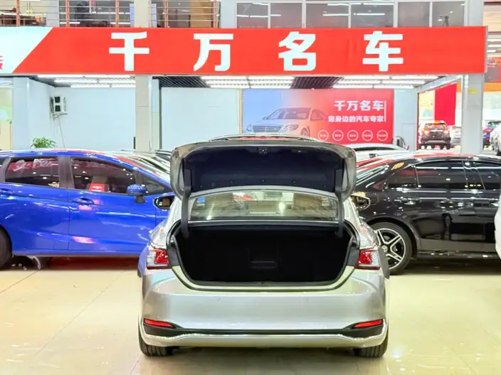 Lexus ES 2020 Model 300h Superior Edition China VI – фото 7