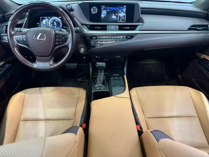 Lexus ES 2020 Model 300h Superior Edition China VI – фото 15