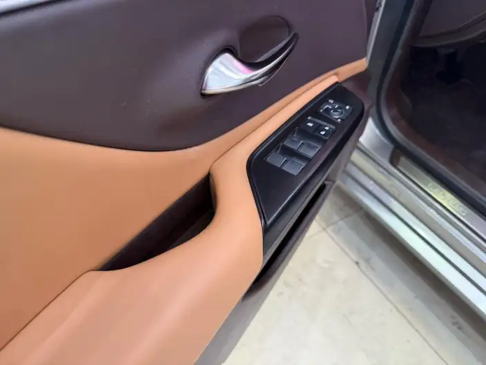 Lexus ES 2020 Model 300h Superior Edition China VI – фото 24