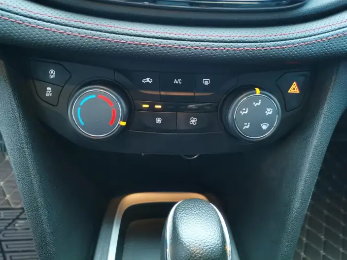 Chevrolet Corolla 2020 Model Mild Hybrid RS 330T Automatic Enjoy Edition – фото 16