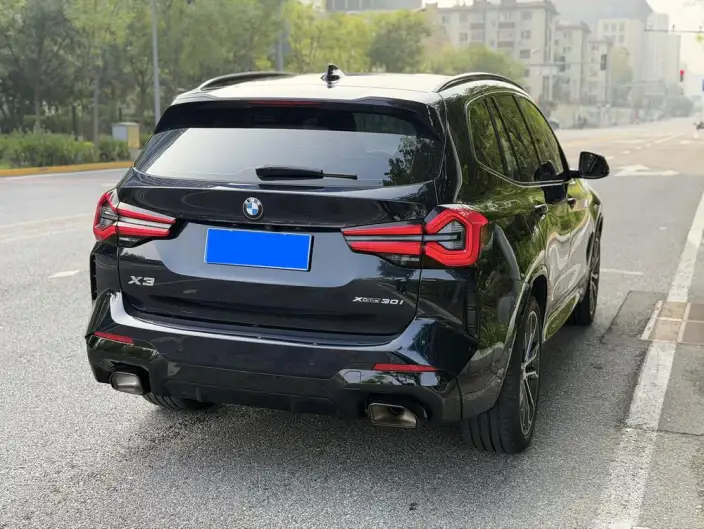 BMW X3 2023 Model xDrive30i Leading Model M Night Set – фото 7