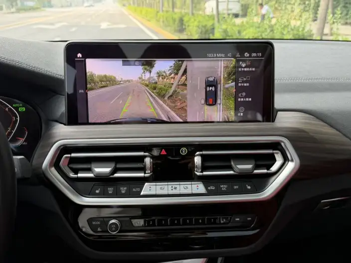 BMW X3 2023 Model xDrive30i Leading Model M Night Set – фото 11