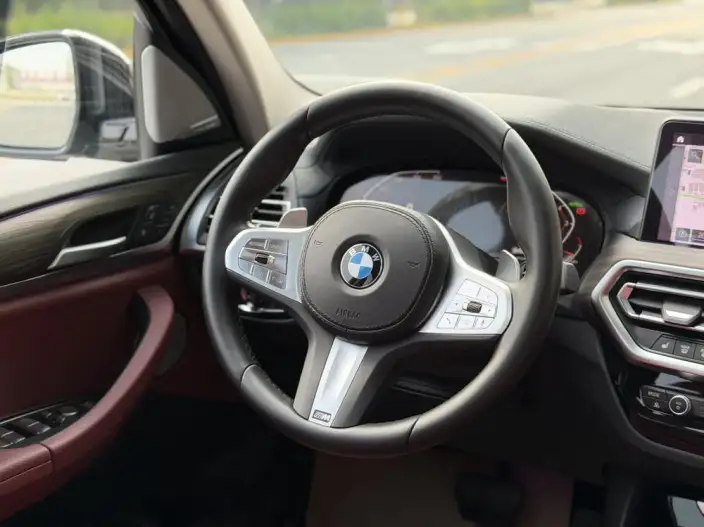BMW X3 2023 Model xDrive30i Leading Model M Night Set – фото 13