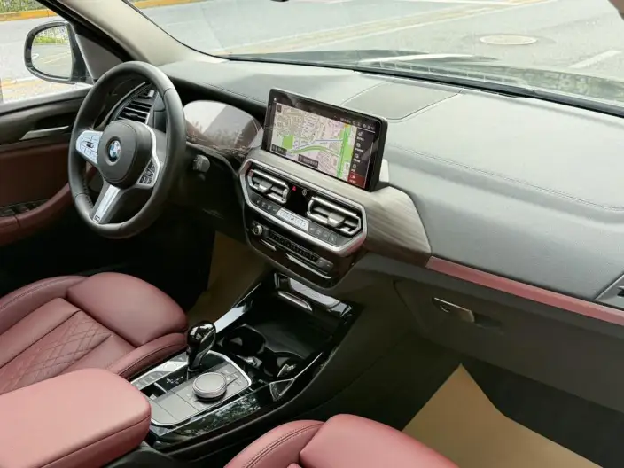 BMW X3 2023 Model xDrive30i Leading Model M Night Set – фото 15