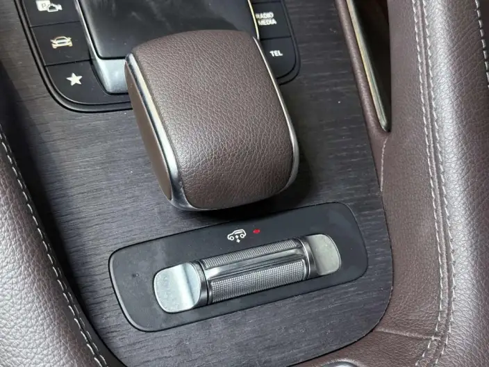 Mercedes-Benz GLE Imported 2020 Model Facelift GLE 450 4MATIC Luxury Model – фото 10