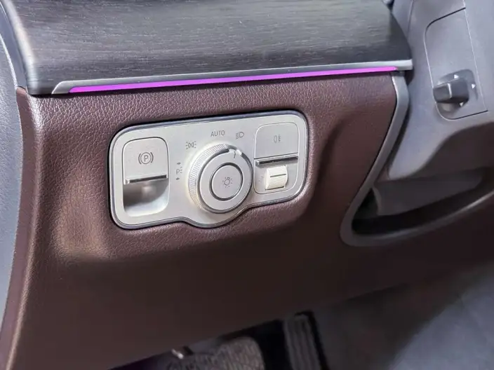 Mercedes-Benz GLE Imported 2020 Model Facelift GLE 450 4MATIC Luxury Model – фото 27