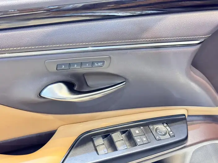 Lexus ES 2020 Model 200 Deluxe Edition China VI – фото 9
