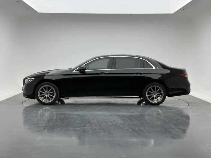 Mercedes-Benz E-Class 2021 Model Facelift E 260 L Sports sedan – фото 4