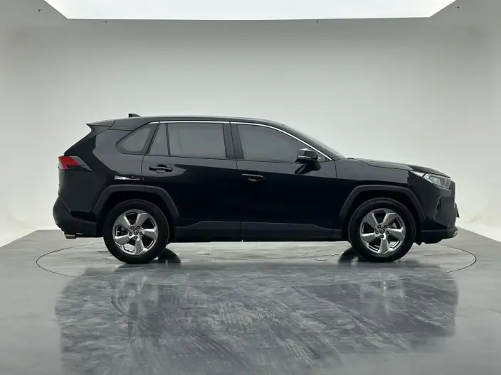 Toyota RAV4 2022 Model 2.0L CVT 2WD Fashion edition – фото 8