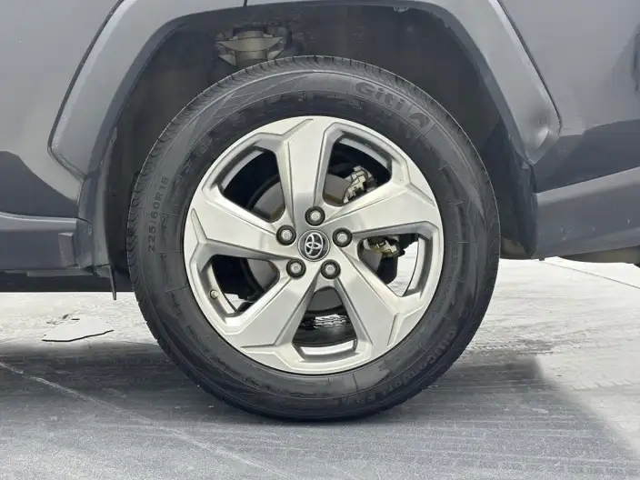 Toyota RAV4 2022 Model 2.0L CVT 2WD Fashion edition – фото 9