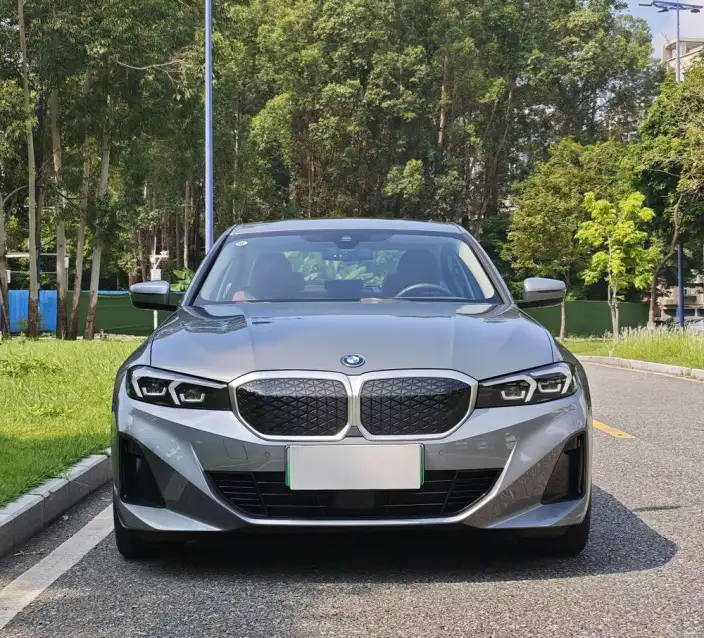 BMW i3 2025 Model eDrive35L – фото 2