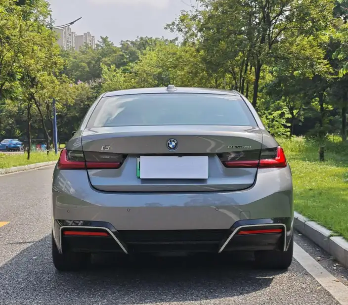 BMW i3 2025 Model eDrive35L – фото 6