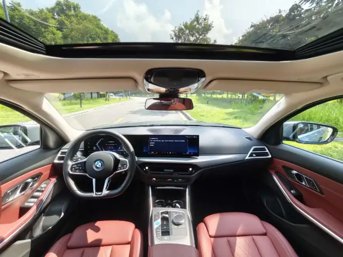 BMW i3 2025 Model eDrive35L – фото 14