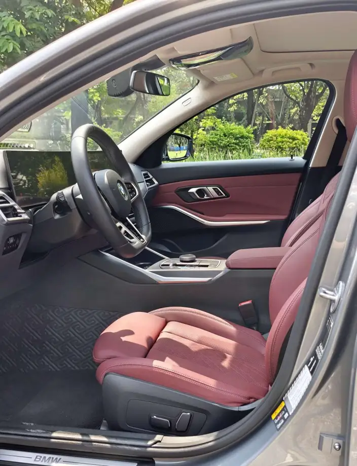 BMW i3 2025 Model eDrive35L – фото 17