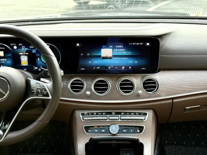 Mercedes-Benz E-Class 2021 Model E 300 L Noble Model sedan – фото 10