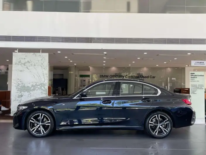 BMW 3 Series 2023 Model 325i M Sports Set – фото 3