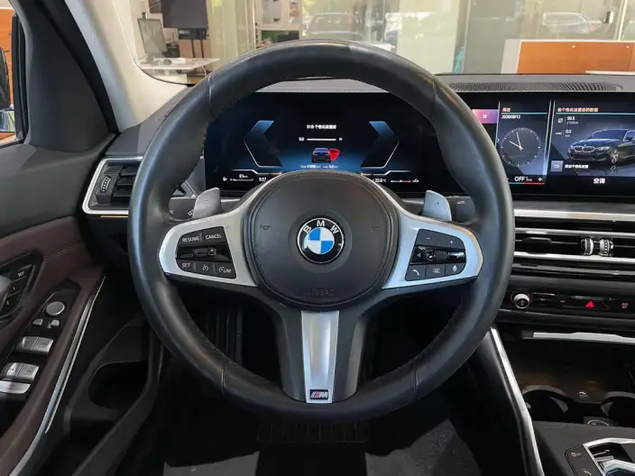 BMW 3 Series 2023 Model 325i M Sports Set – фото 10