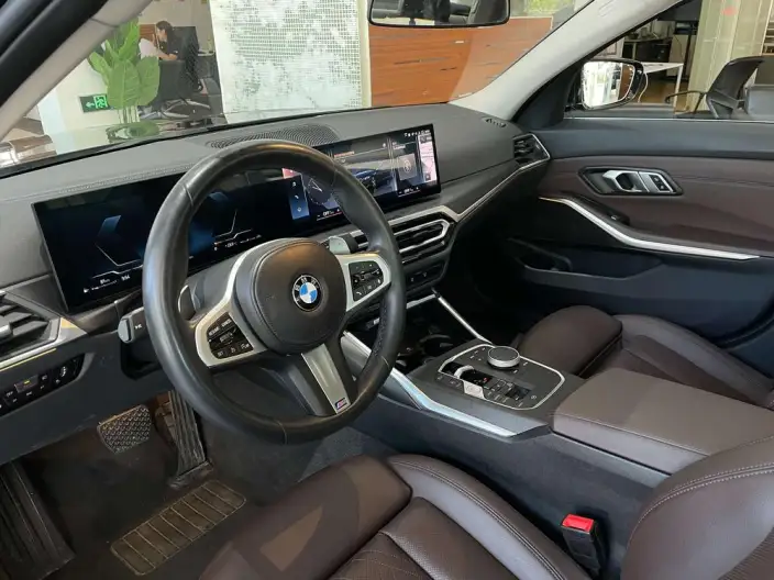 BMW 3 Series 2023 Model 325i M Sports Set – фото 12