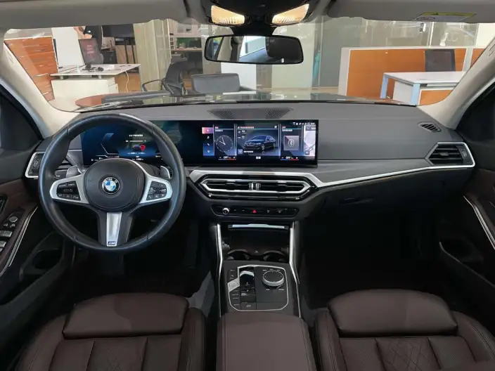 BMW 3 Series 2023 Model 325i M Sports Set – фото 13