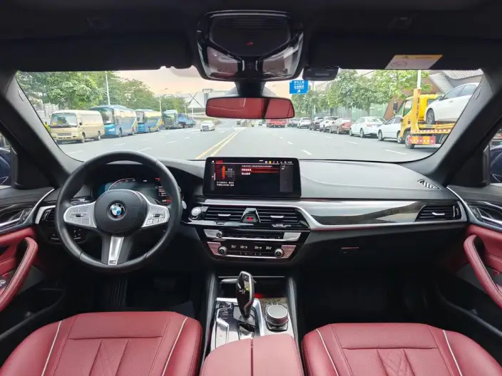 BMW 5 Series 2022 Model Facelift II 525Li M Sports Set – фото 14