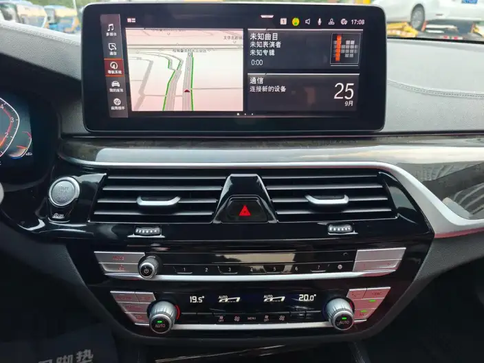 BMW 5 Series 2022 Model Facelift II 525Li M Sports Set – фото 15
