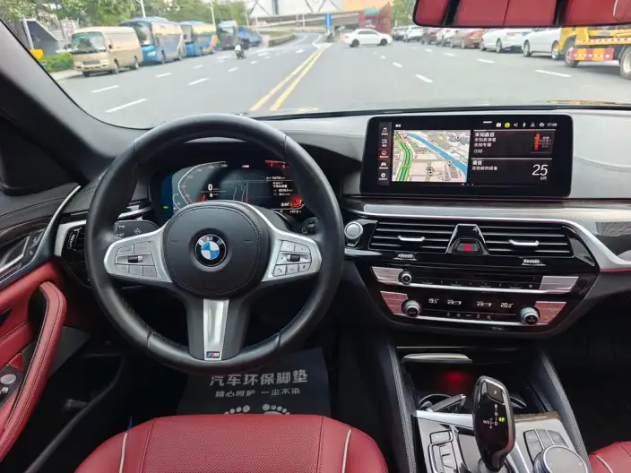 BMW 5 Series 2022 Model Facelift II 525Li M Sports Set – фото 19