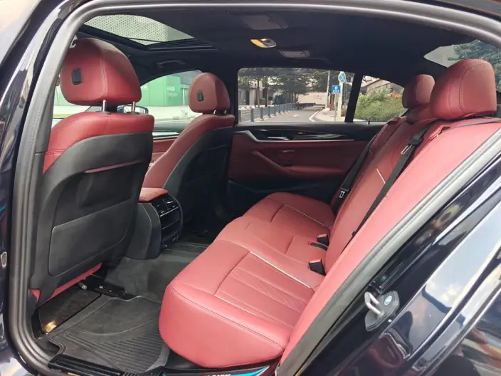 BMW 5 Series 2022 Model Facelift II 525Li M Sports Set – фото 22