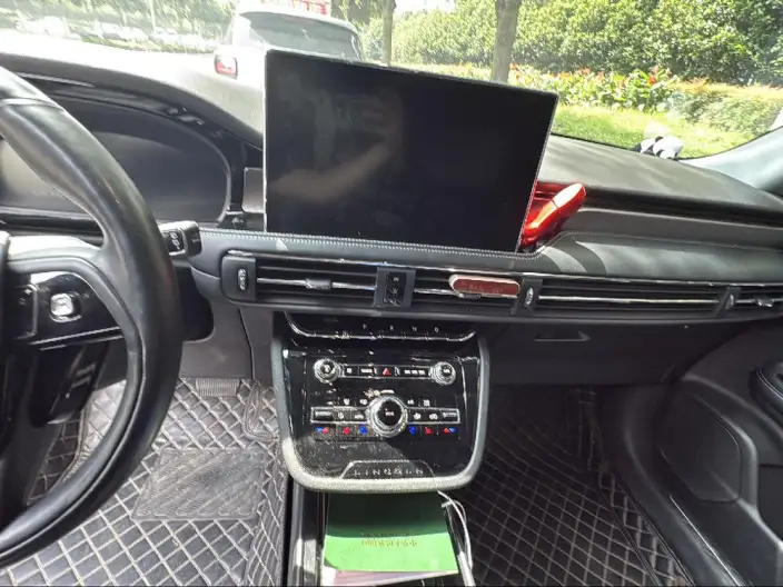 Lincoln Corsair 2022 Model 2.0T 2WD Exclusive Edition – фото 8
