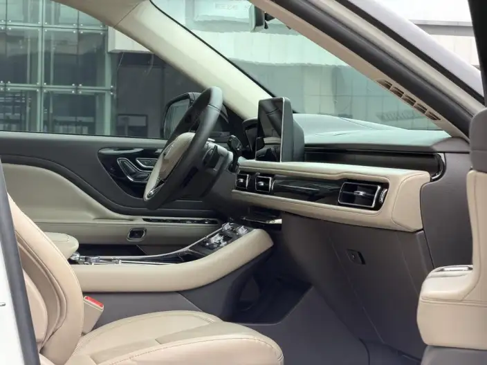 Aviator import 2020 Model 3.0T V6 Quan Drive Exclusive Edition – фото 7