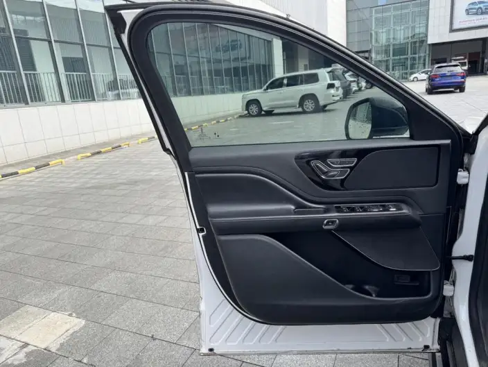 Aviator 2020 Model 3.0T V6 4WD Exclusive Edition – фото 14