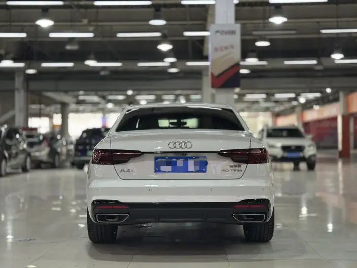 Audi A4 L 2022 Model 40 TFSI Luxury Dynamic Model – фото 5