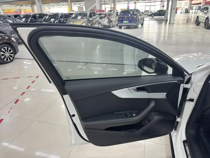 Audi A4 L 2022 Model 40 TFSI Luxury Dynamic Model – фото 22