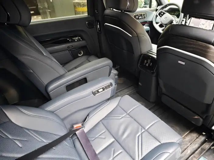 ZEEKR 9X 2025 Model Hyper Edition 70kWh VI seat – фото 5