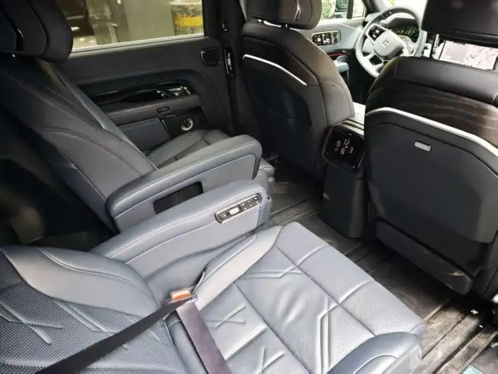 ZEEKR 9X 2025 Model Hyper Edition 70kWh VI seat – фото 8