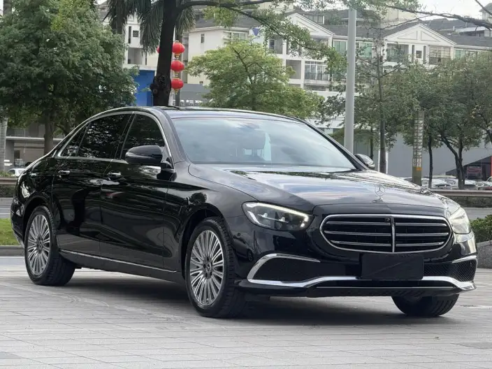 Mercedes-Benz E-Class 2021 Model E 300 L Luxury Model sedan – фото 3