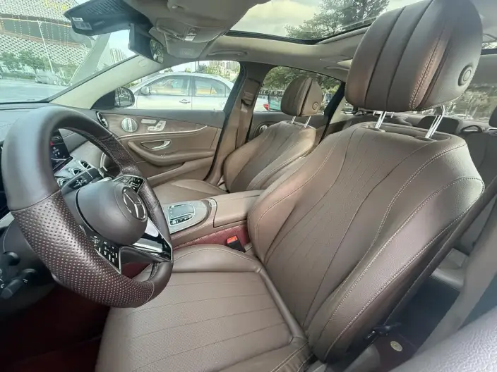 Mercedes-Benz E-Class 2021 Model E 300 L Luxury Model sedan – фото 18
