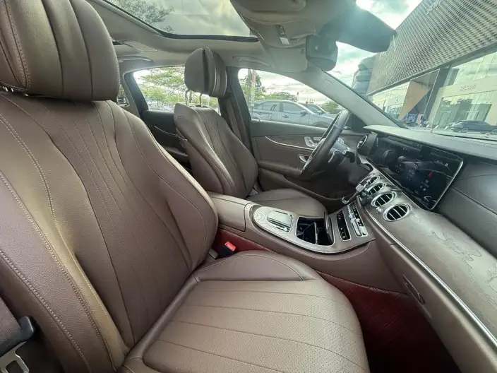 Mercedes-Benz E-Class 2021 Model E 300 L Luxury Model sedan – фото 22