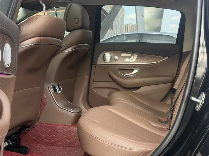Mercedes-Benz E-Class 2021 Model E 300 L Luxury Model sedan – фото 26