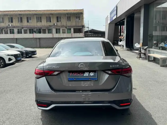 Nissan Sylphy 2023 Model Facelift 1.6L CVT Yuexiang Edition – фото 5