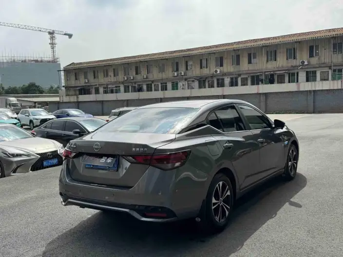 Nissan Sylphy 2023 Model Facelift 1.6L CVT Yuexiang Edition – фото 6